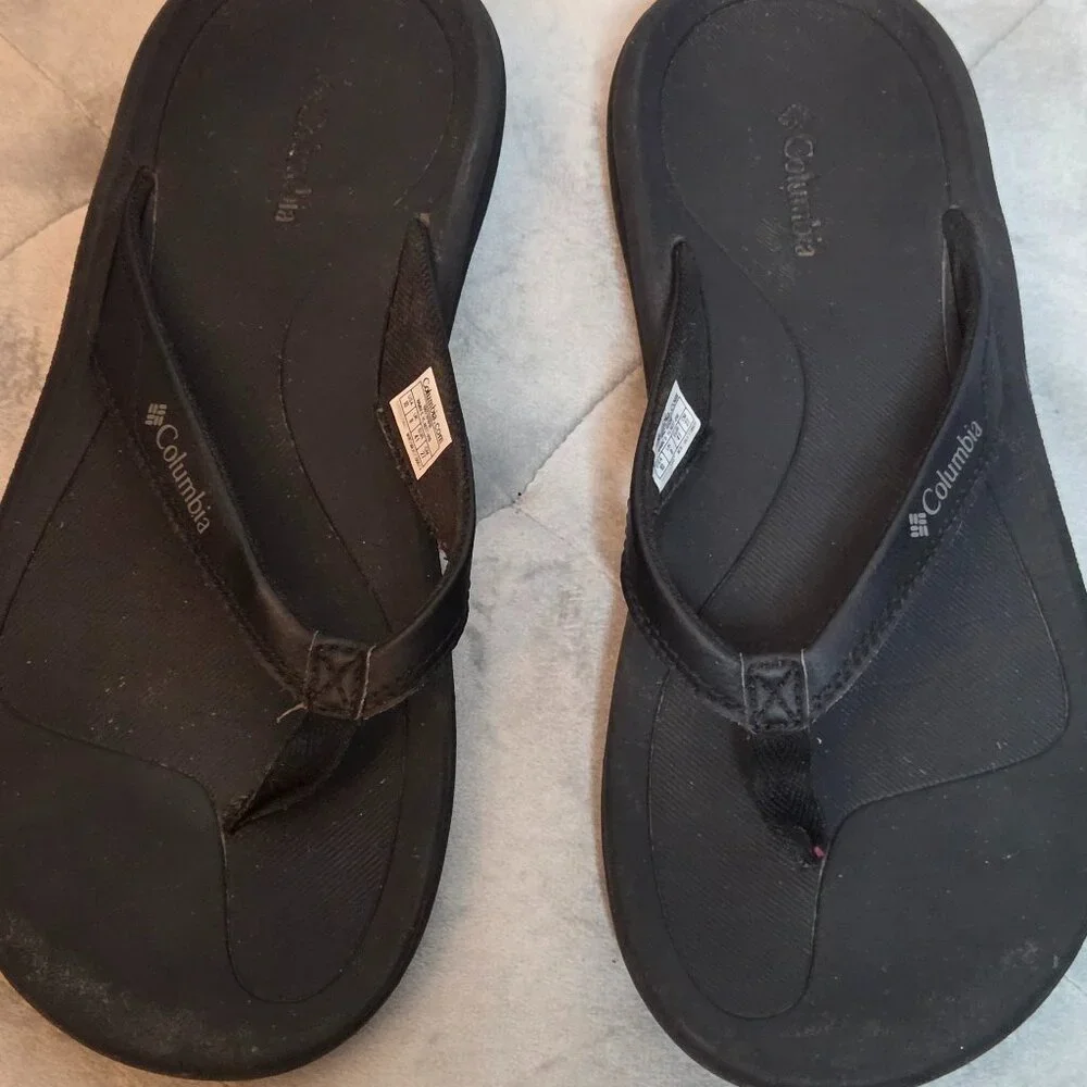Columbia Black Flip Sandals, Men's Size‎ 8